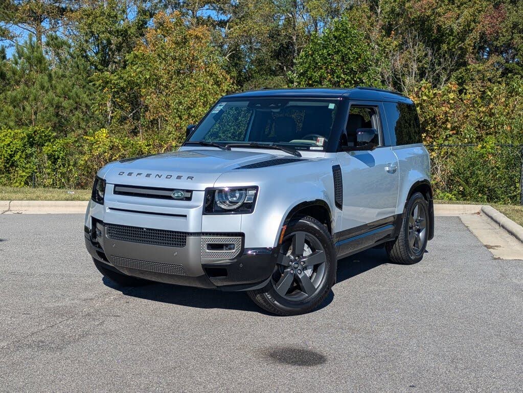2024 Land Rover Defender 90 P400 X-Dynamic SE AWD