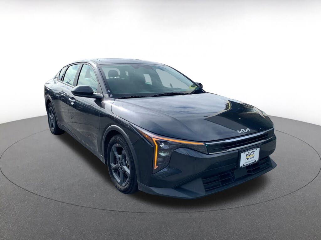 2025 Kia K4 LXS FWD
