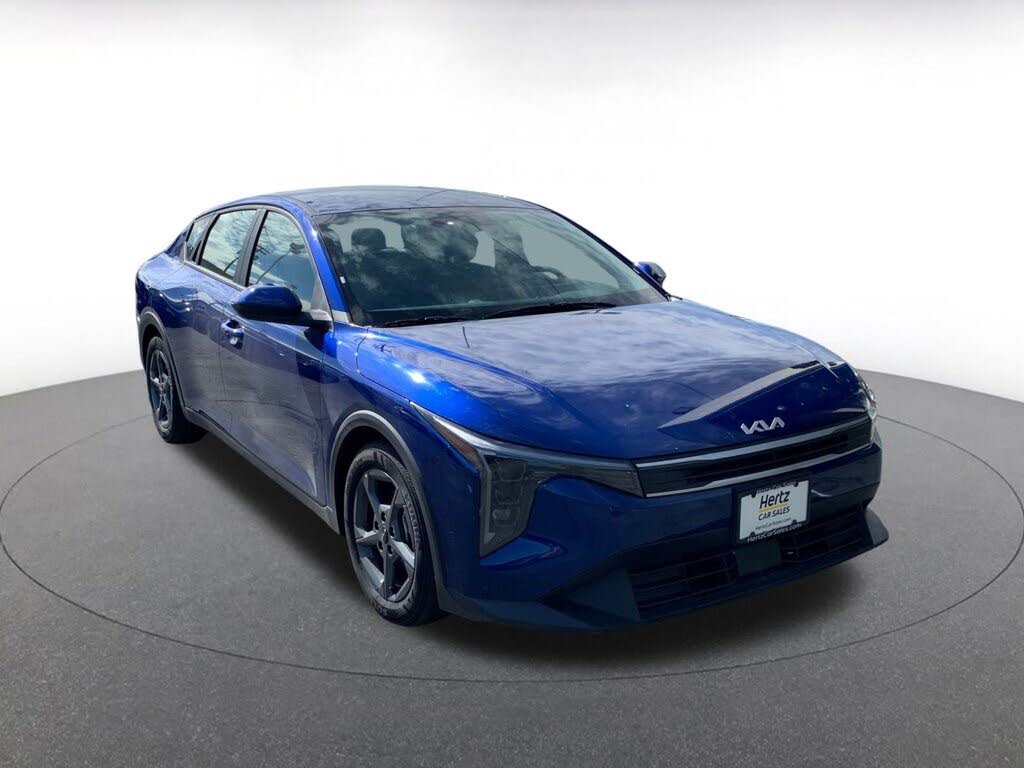 2025 Kia K4 LXS FWD
