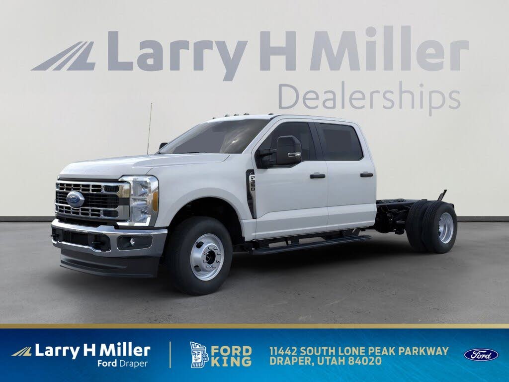 2026 Ford F-350 Super Duty Chassis XL Crew Cab DRW 4WD