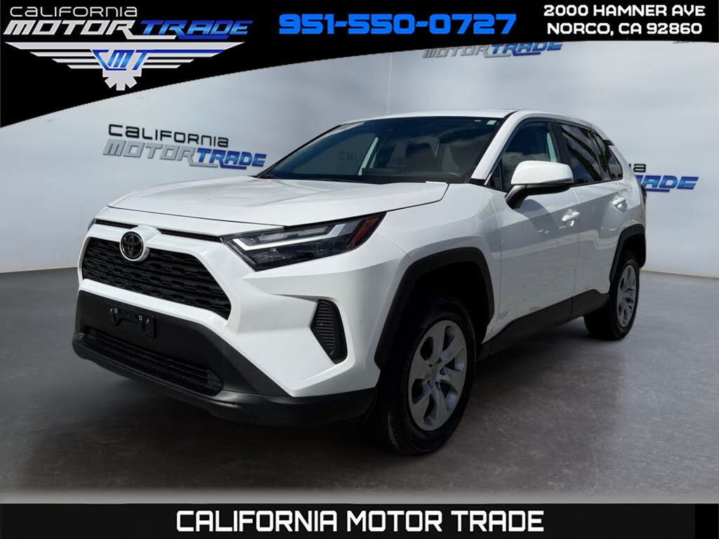2023 Toyota RAV4 LE FWD