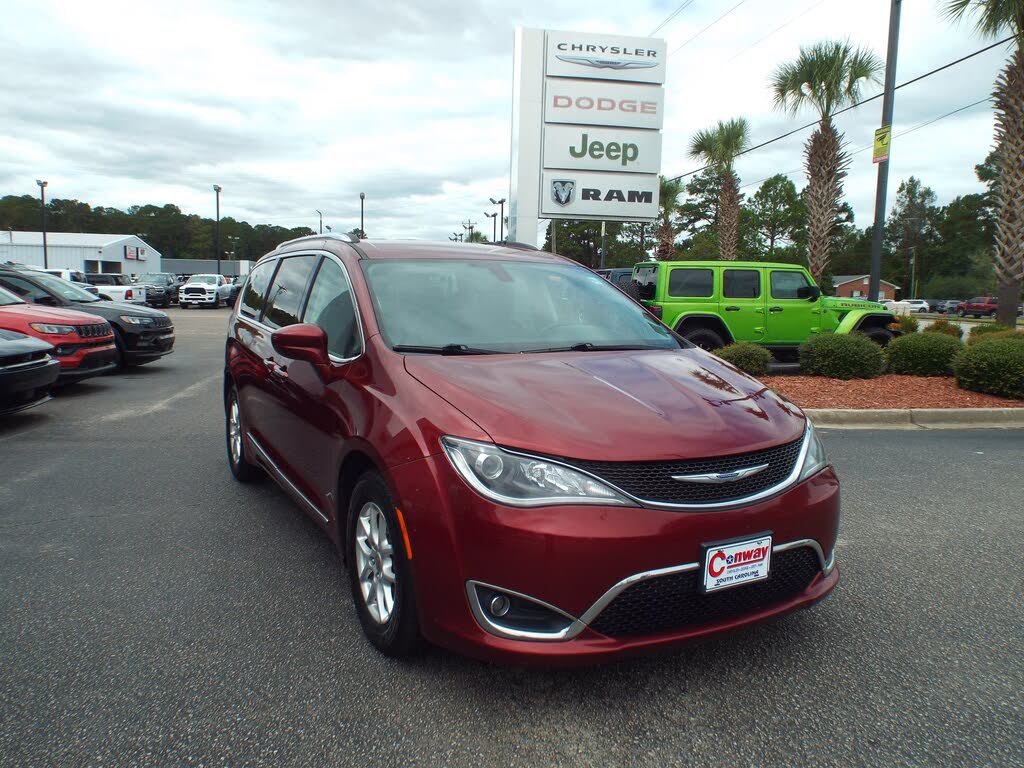 2020 Chrysler Pacifica Touring L FWD