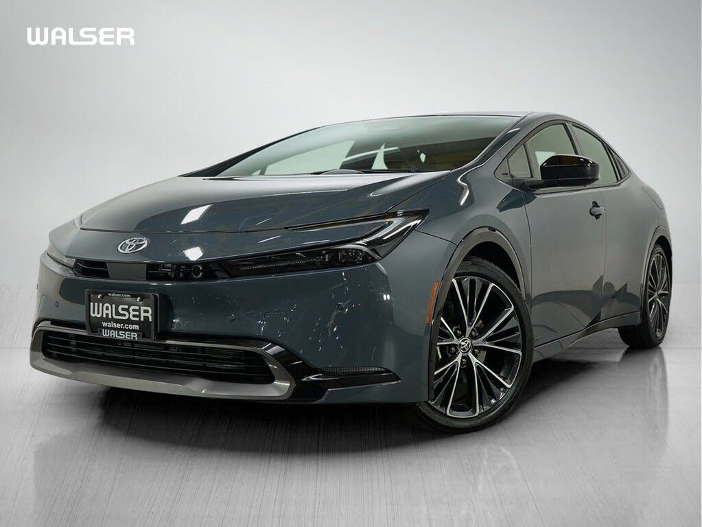 2025 Toyota Prius XLE AWD