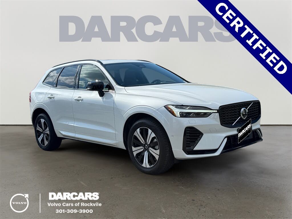 2025 Volvo XC60 Recharge T8 Plus Dark Theme eAWD