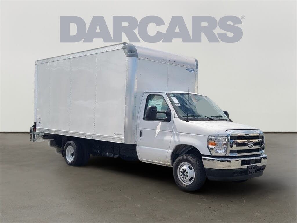 2026 Ford E-Series Chassis E-450 SD Cutaway 158 DRW RWD