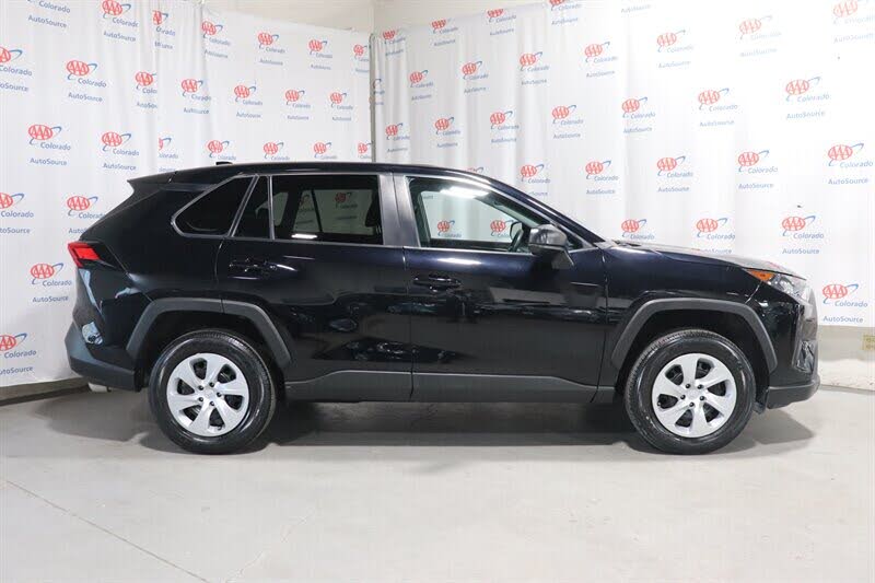 2022 Toyota RAV4 LE AWD