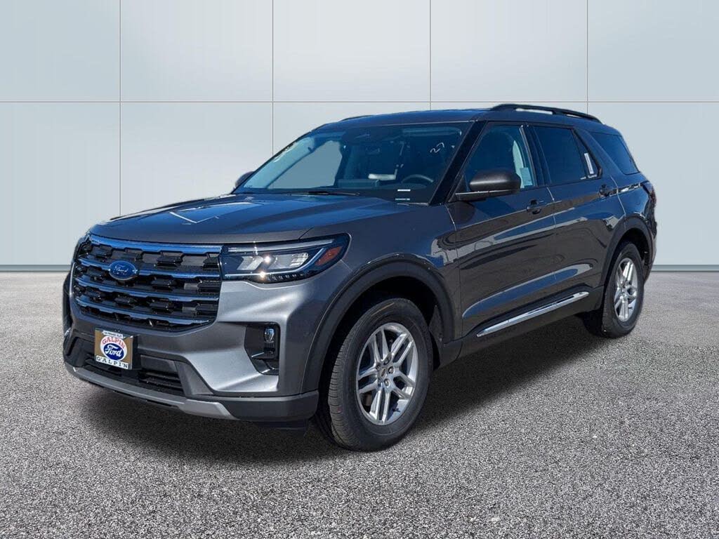 2025 Ford Explorer Active RWD