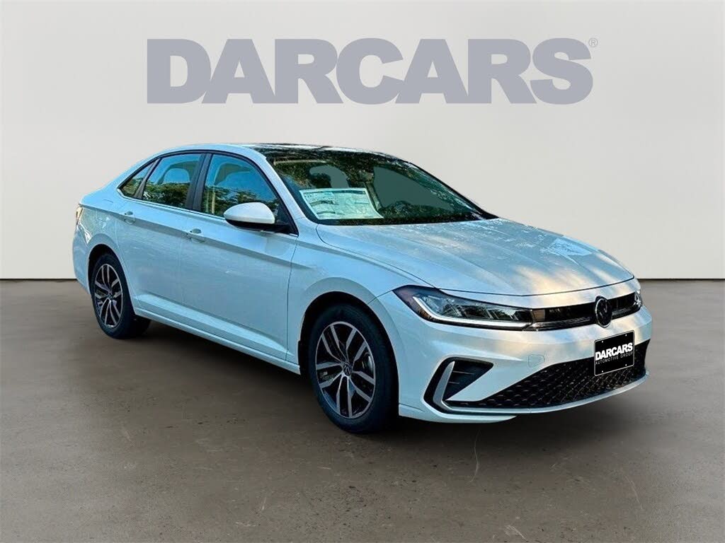 2025 Volkswagen Jetta SE FWD