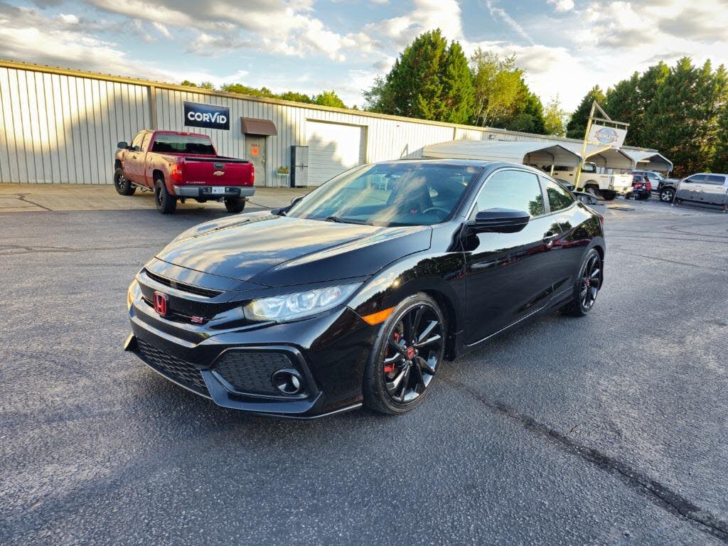 2018 Honda Civic Coupe Si with Summer Tires
