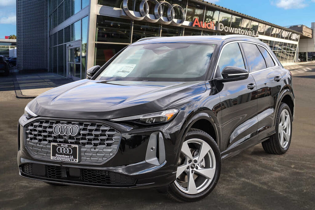 2025 Audi Q5 quattro Premium Plus 40 TFSI