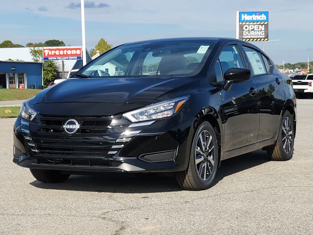 2025 Nissan Versa SV FWD