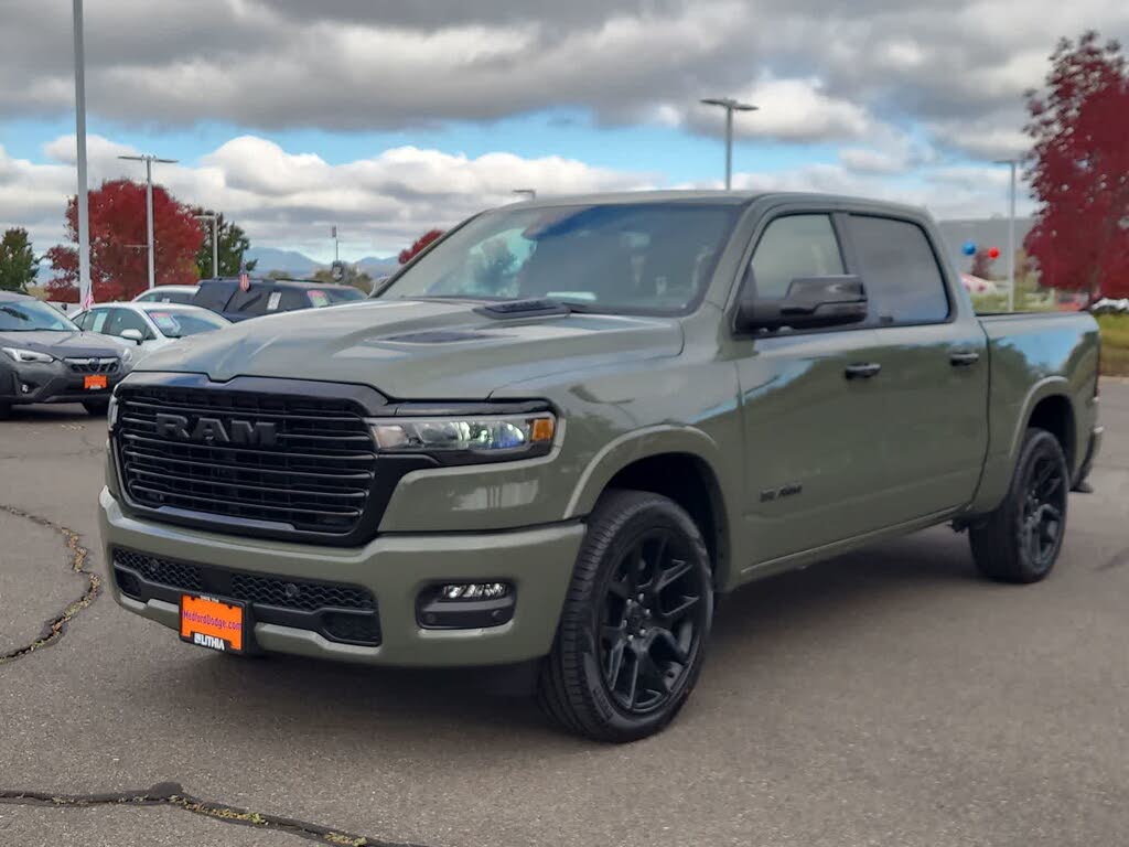 2026 RAM 1500 Laramie Crew Cab 4WD