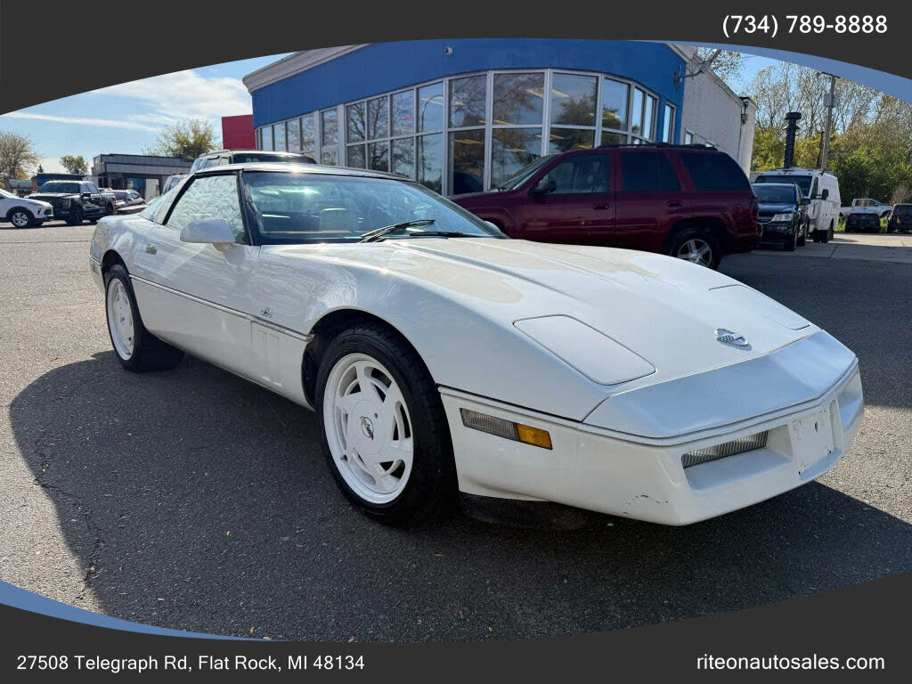 1988 Chevrolet Corvette Coupe RWD