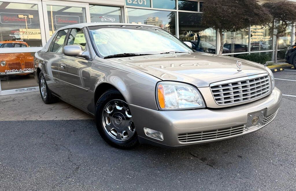 2004 Cadillac DeVille Sedan FWD