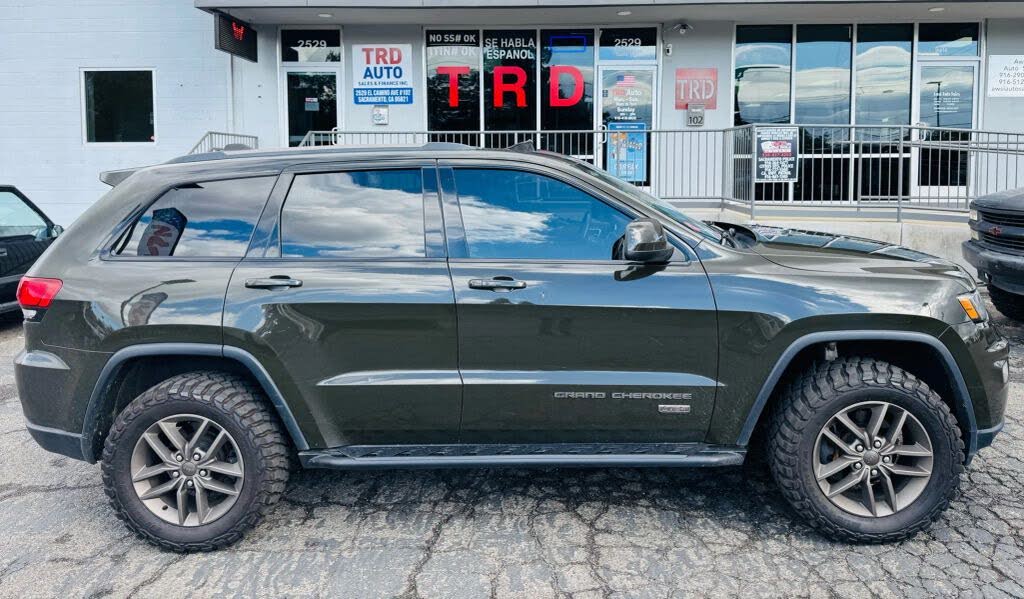 2016 Jeep Grand Cherokee Laredo 75th Anniversary 4WD