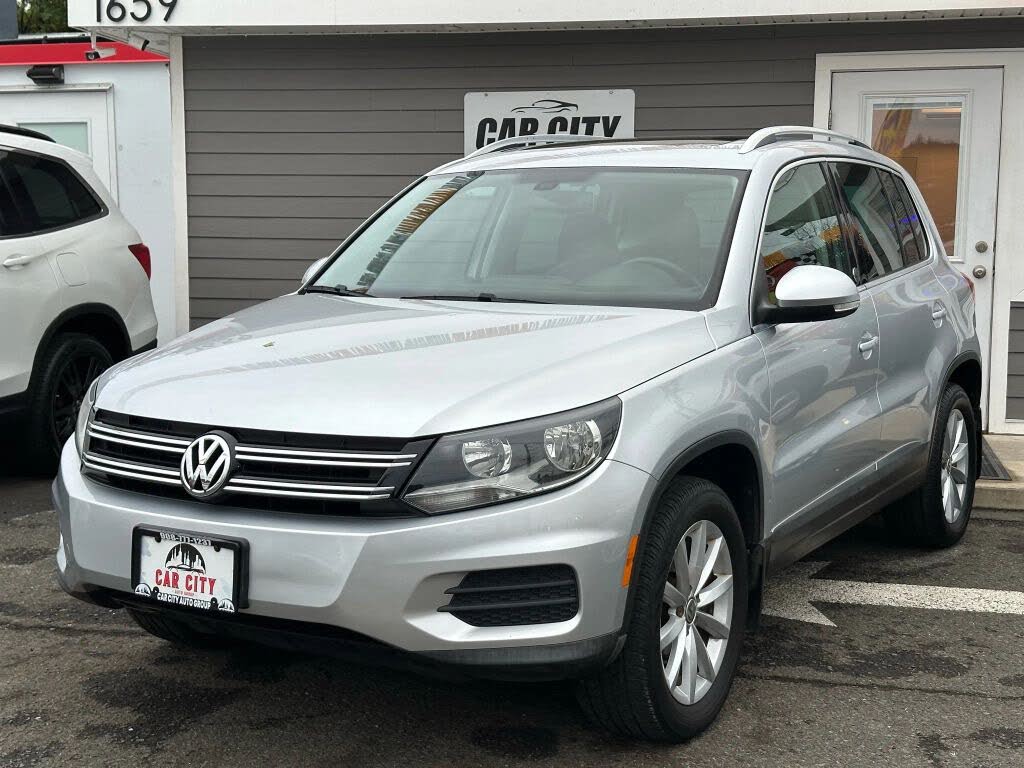 2017 Volkswagen Tiguan Wolfsburg 4Motion