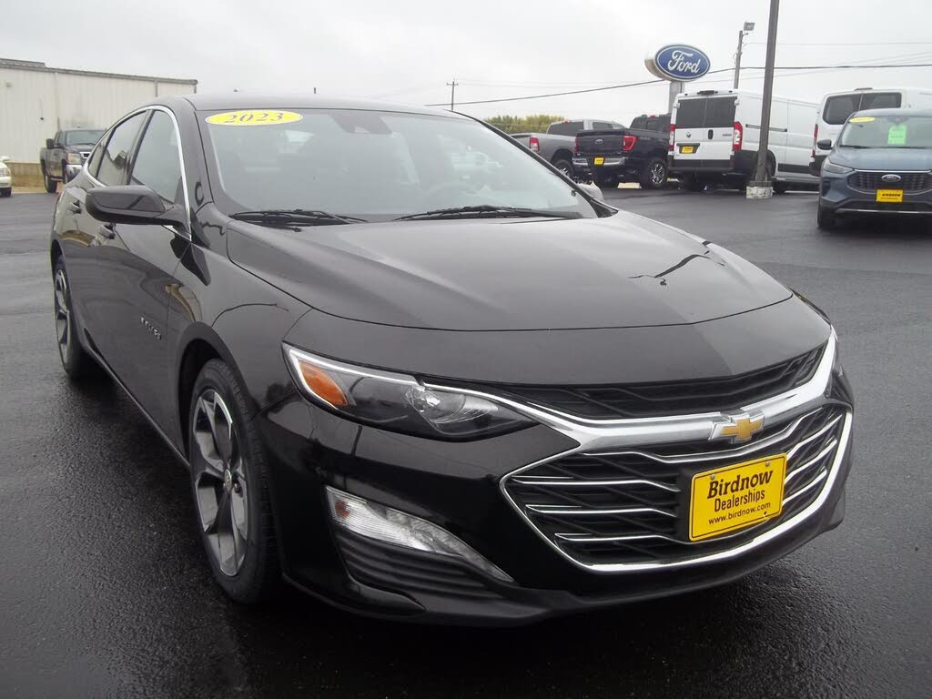 2023 Chevrolet Malibu LT with 1LT FWD