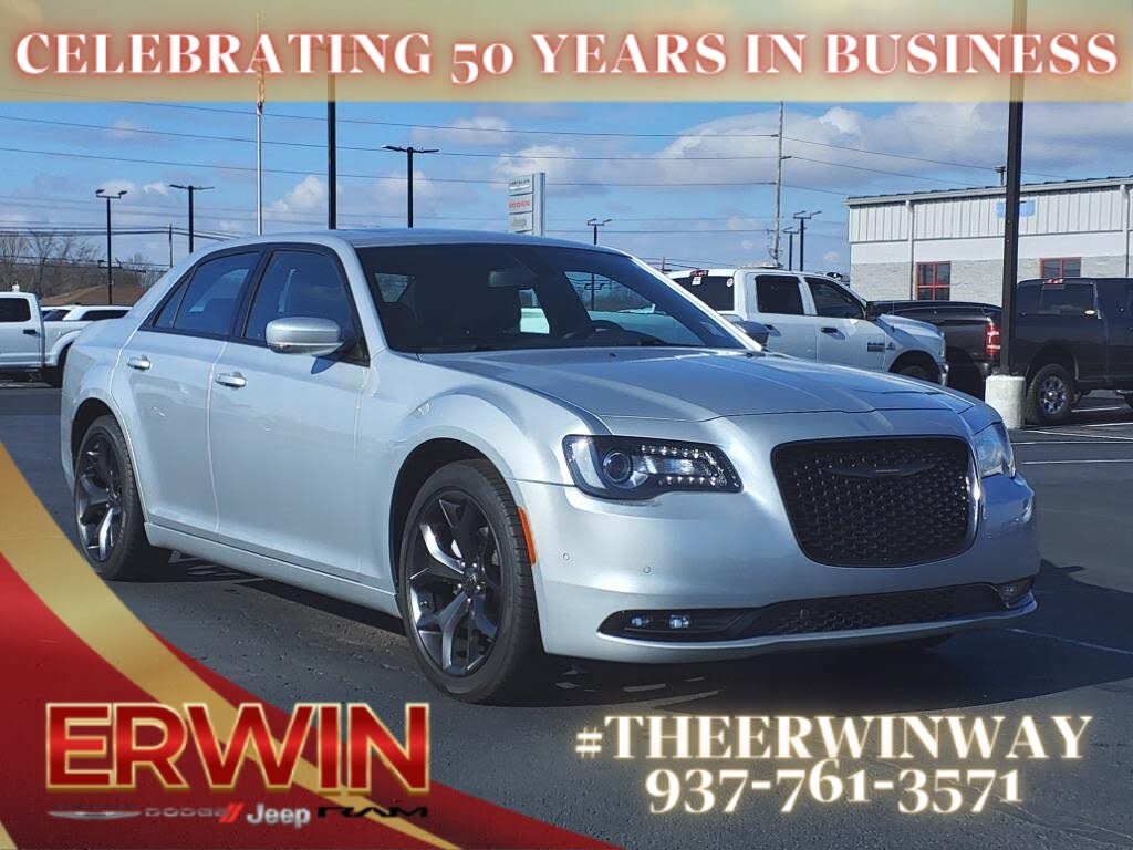 2023 Chrysler 300 S V6 RWD