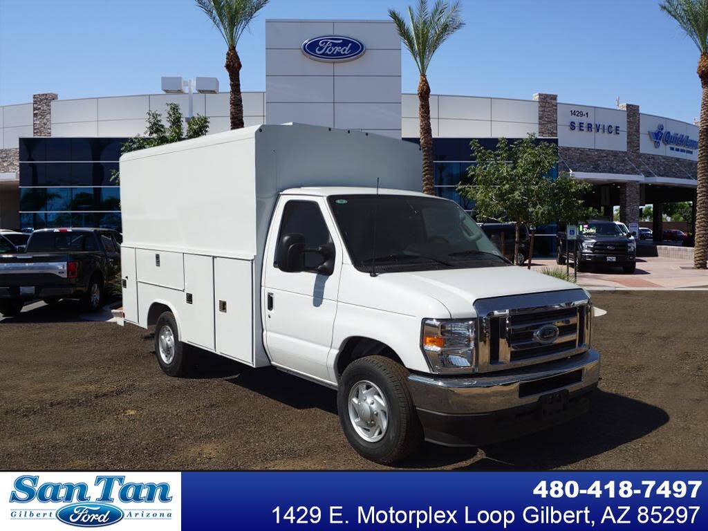 2025 Ford E-Series Chassis E-350 SD Cutaway SB DRW RWD
