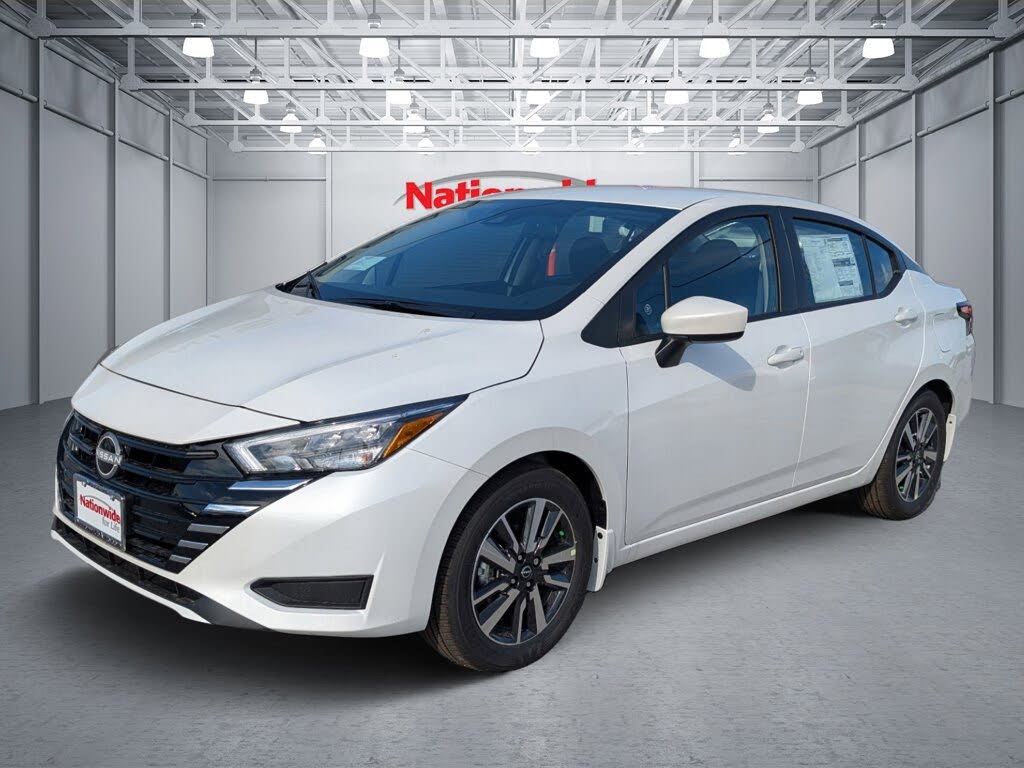 2025 Nissan Versa SV FWD