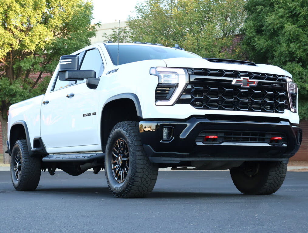 2024 Chevrolet Silverado 2500HD ZR2 Crew Cab 4WD