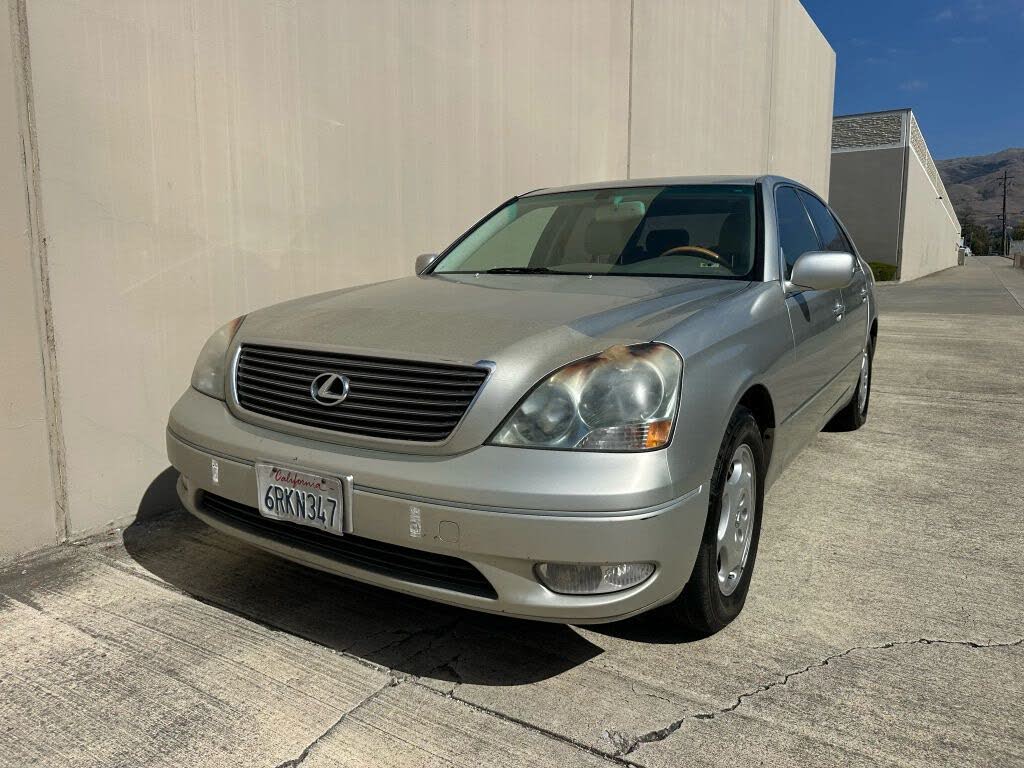 2002 Lexus LS 430 RWD