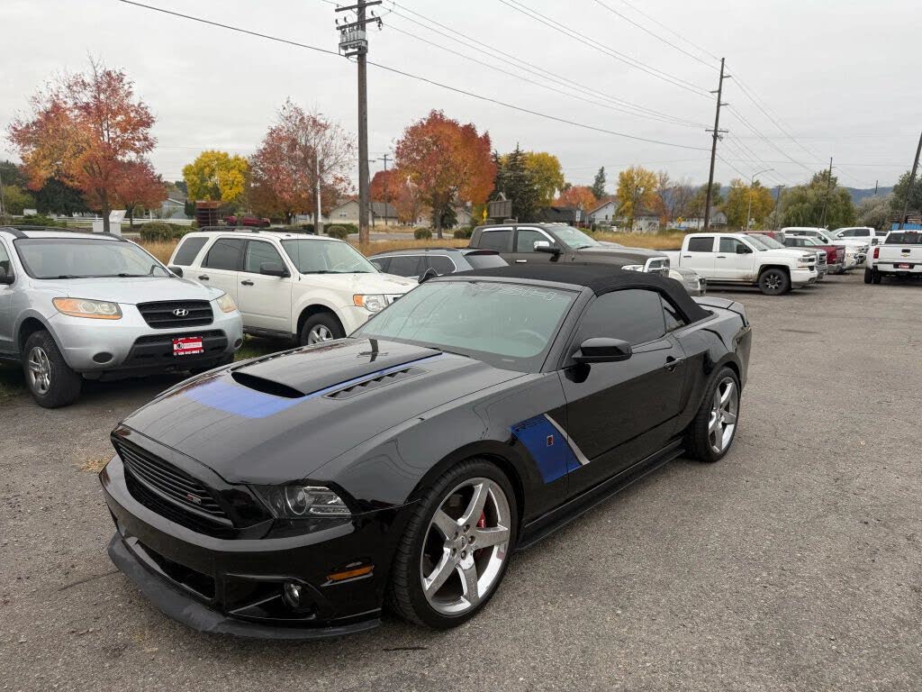 2013 Ford Mustang GT Premium Convertible RWD