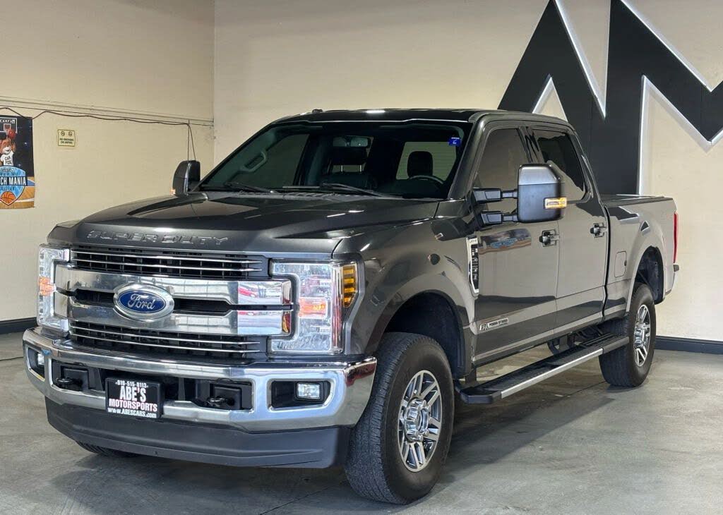 2018 Ford F-250 Super Duty Lariat Crew Cab 4WD