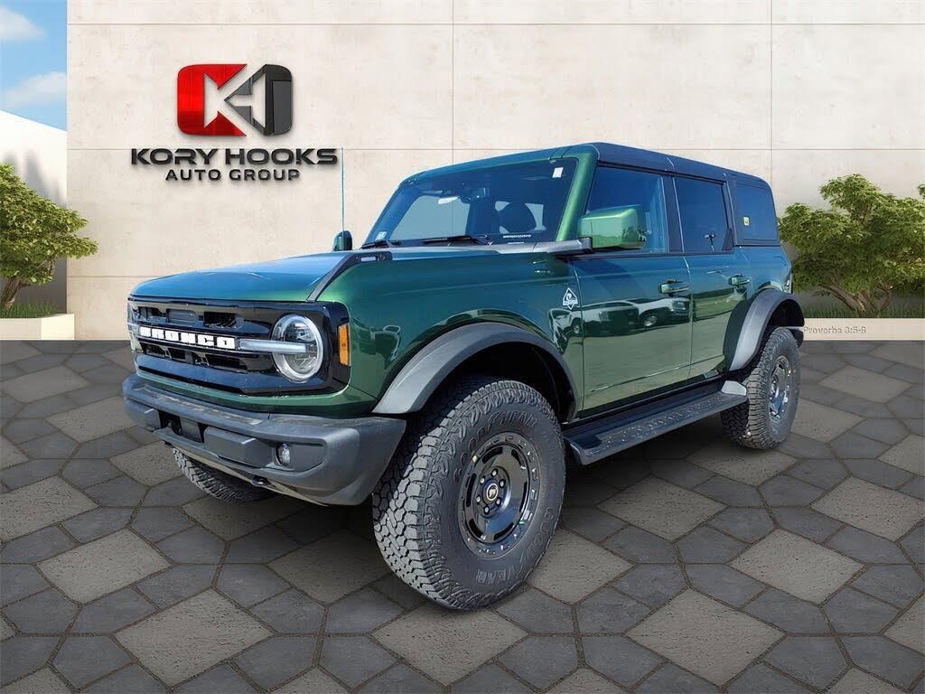 2025 Ford Bronco Outer Banks 4-Door 4WD