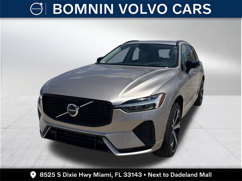 2025 Volvo XC60 Recharge T8 Ultra Dark Theme eAWD