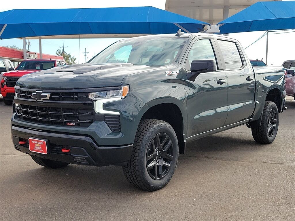 2026 Chevrolet Silverado 1500 LT Trail Boss Crew Cab 4WD