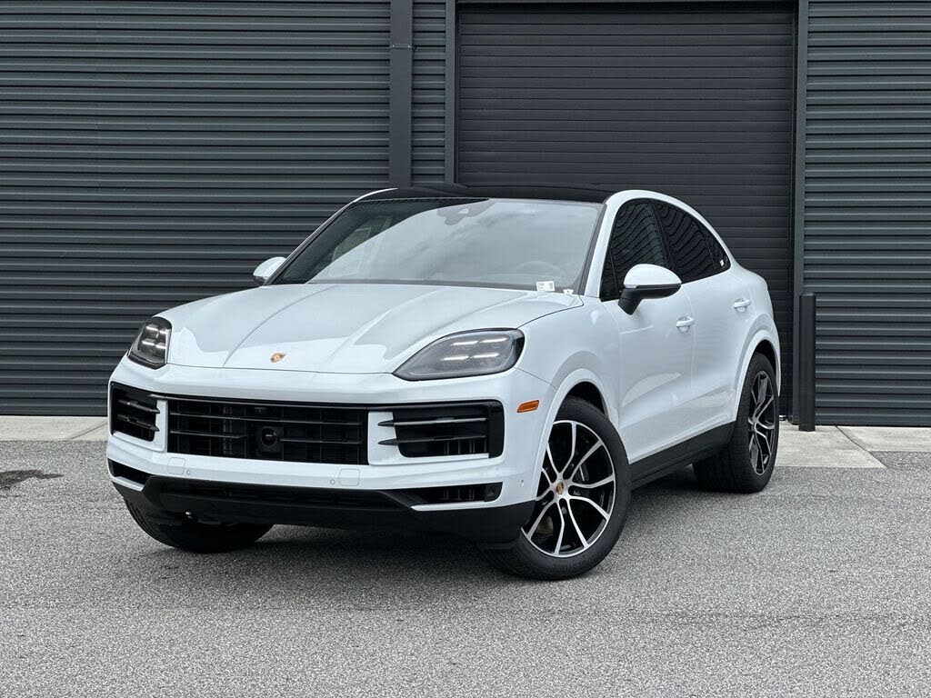 2025 Porsche Cayenne Coupe AWD