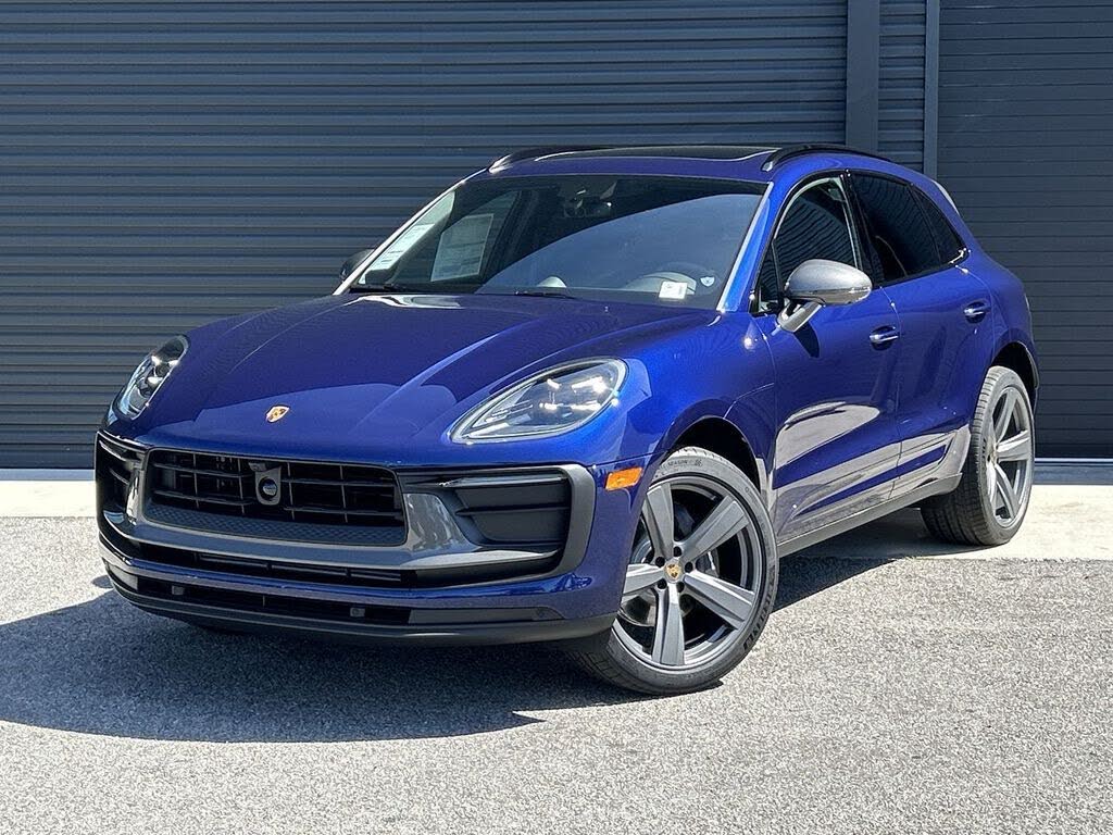 2025 Porsche Macan T AWD