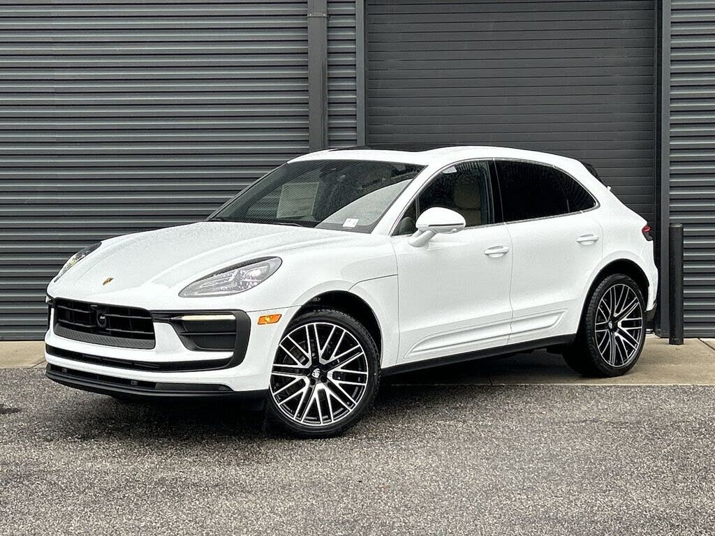 2025 Porsche Macan