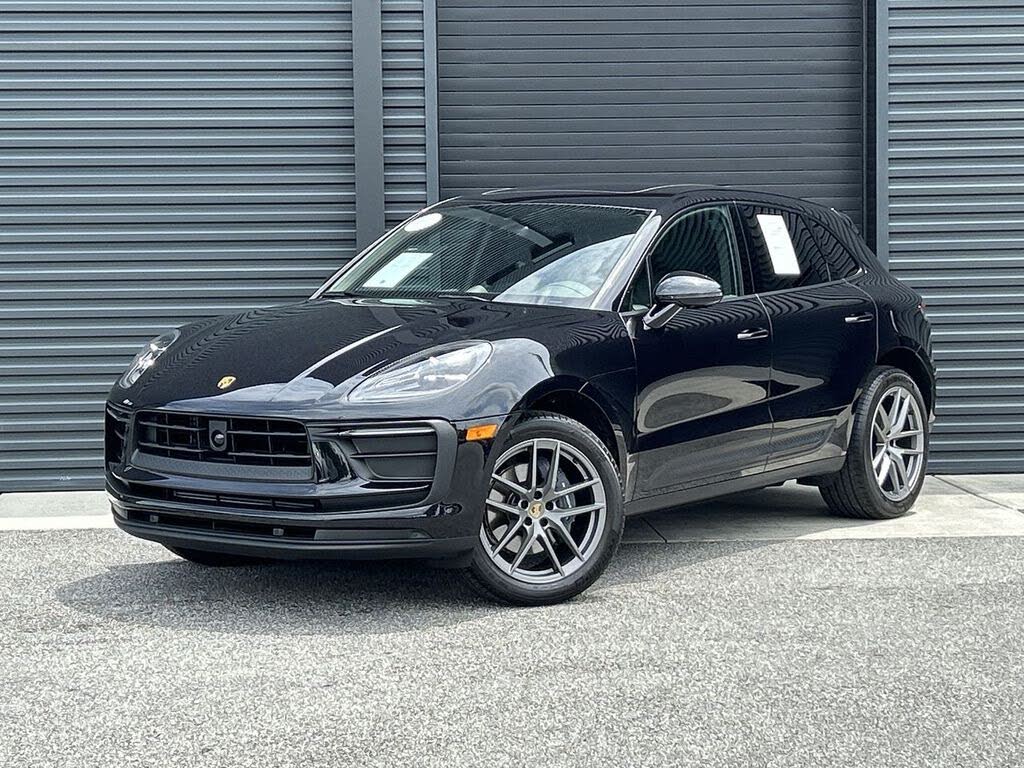 2025 Porsche Macan