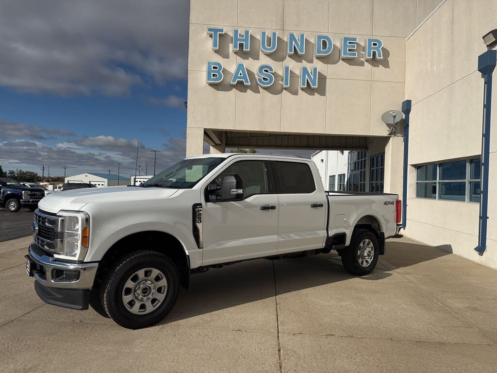 2023 Ford F-250 Super Duty XLT Crew Cab 4WD