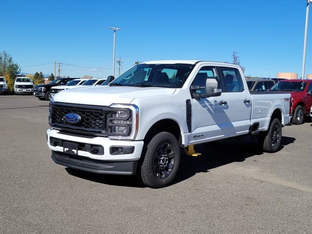 2026 Ford F-350 Super Duty XL Crew Cab 4WD
