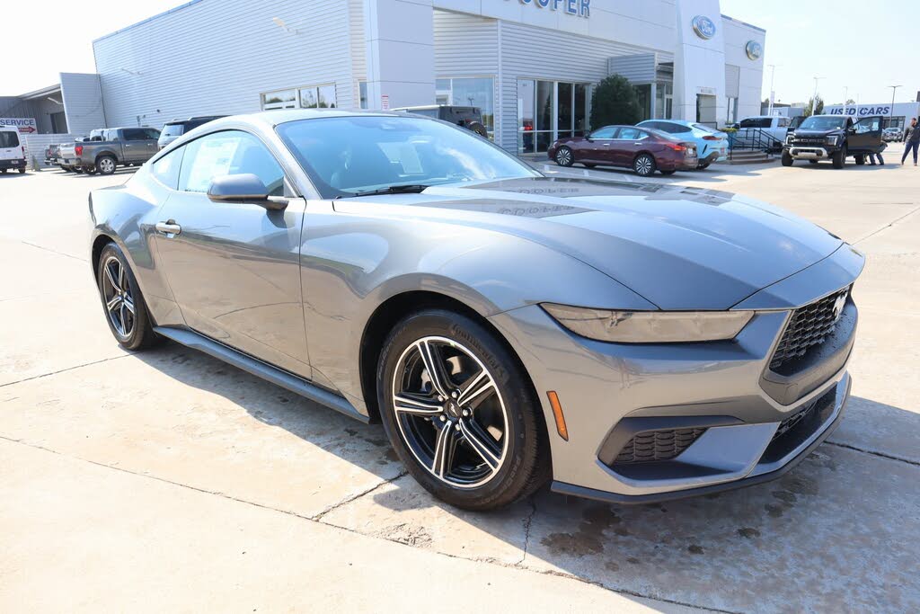 2025 Ford Mustang EcoBoost Fastback RWD