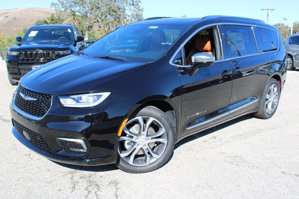 2026 Chrysler Pacifica Pinnacle FWD
