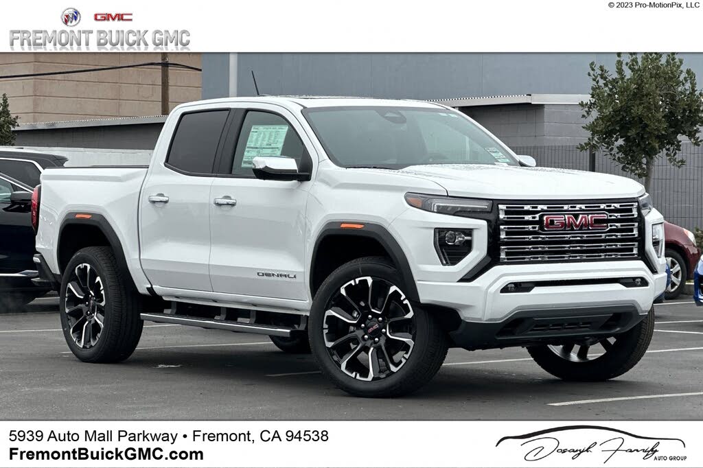 2026 GMC Canyon Denali Crew Cab 4WD