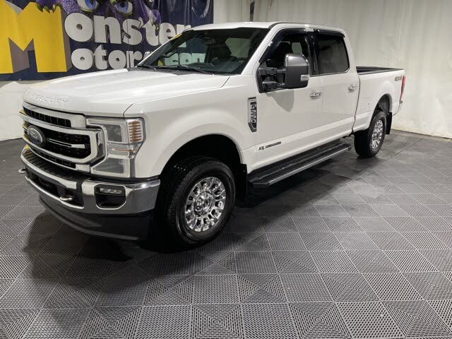 2022 Ford F-250 Super Duty Lariat Crew Cab 4WD