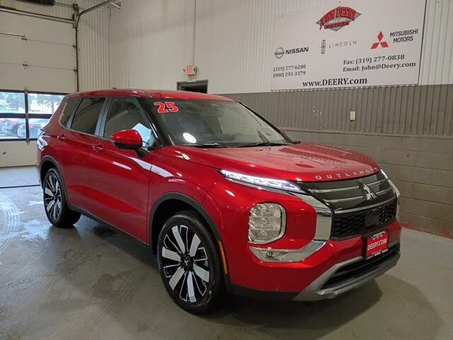 2025 Mitsubishi Outlander SE FWD