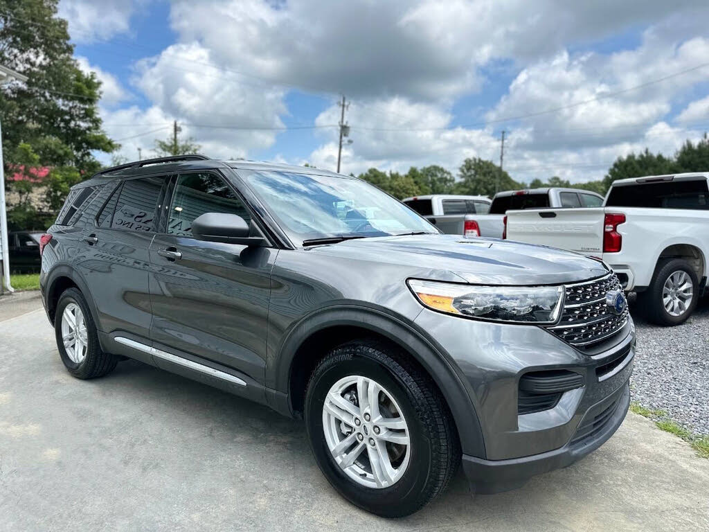 2020 Ford Explorer XLT RWD