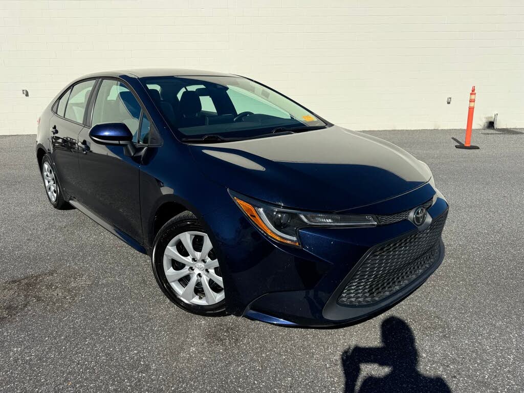 2022 Toyota Corolla LE FWD
