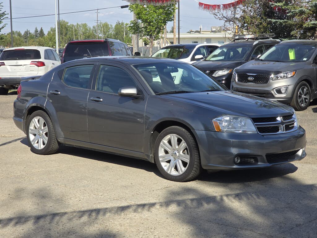 2013 Dodge Avenger SXT FWD