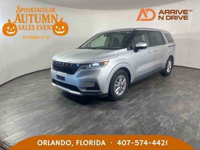 2022 Kia Carnival LX FWD