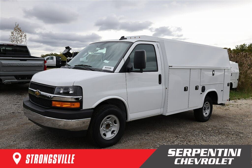 2025 Chevrolet Express Chassis 3500 Cutaway 139