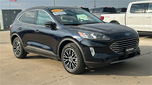 2021 Ford Escape Hybrid Plug-in Titanium FWD