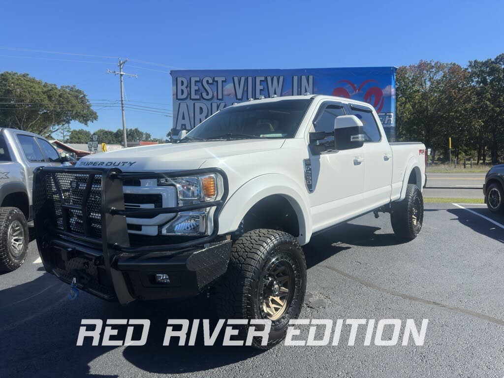 2022 Ford F-250 Super Duty Lariat Crew Cab 4WD