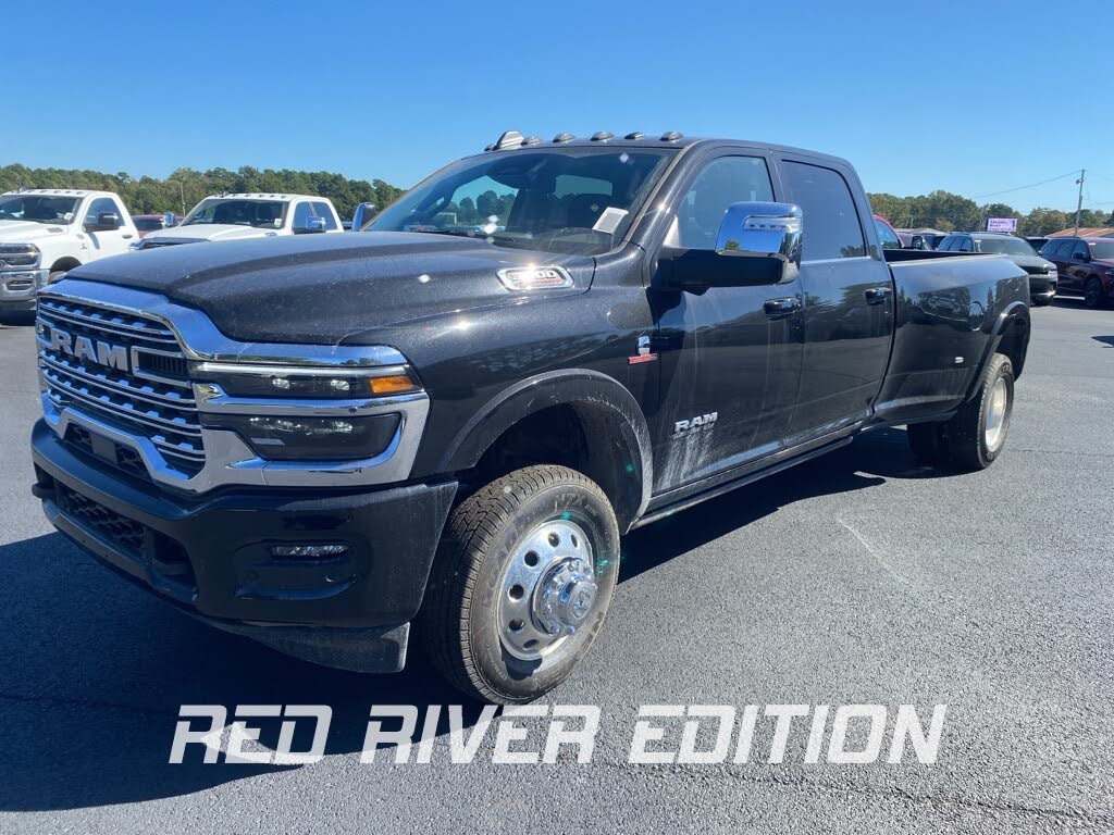 2026 RAM 3500 Limited Crew Cab LB DRW 4WD